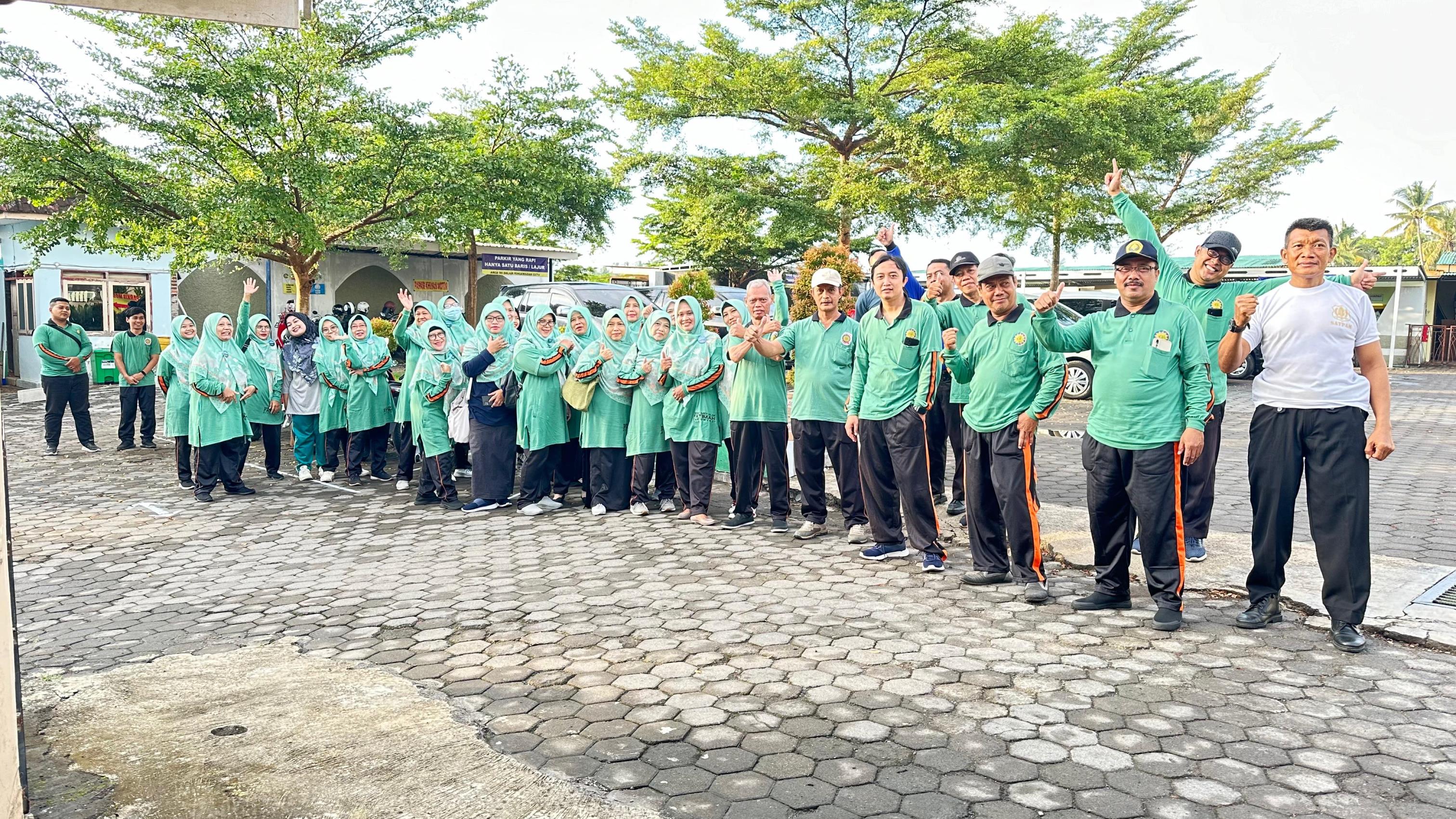 Kegiatan jalan sehat